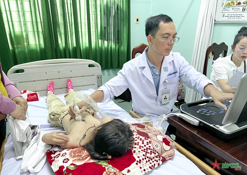 Viettel tổ chức chương trình “Trái tim cho em” tại tỉnh Đắk Nông